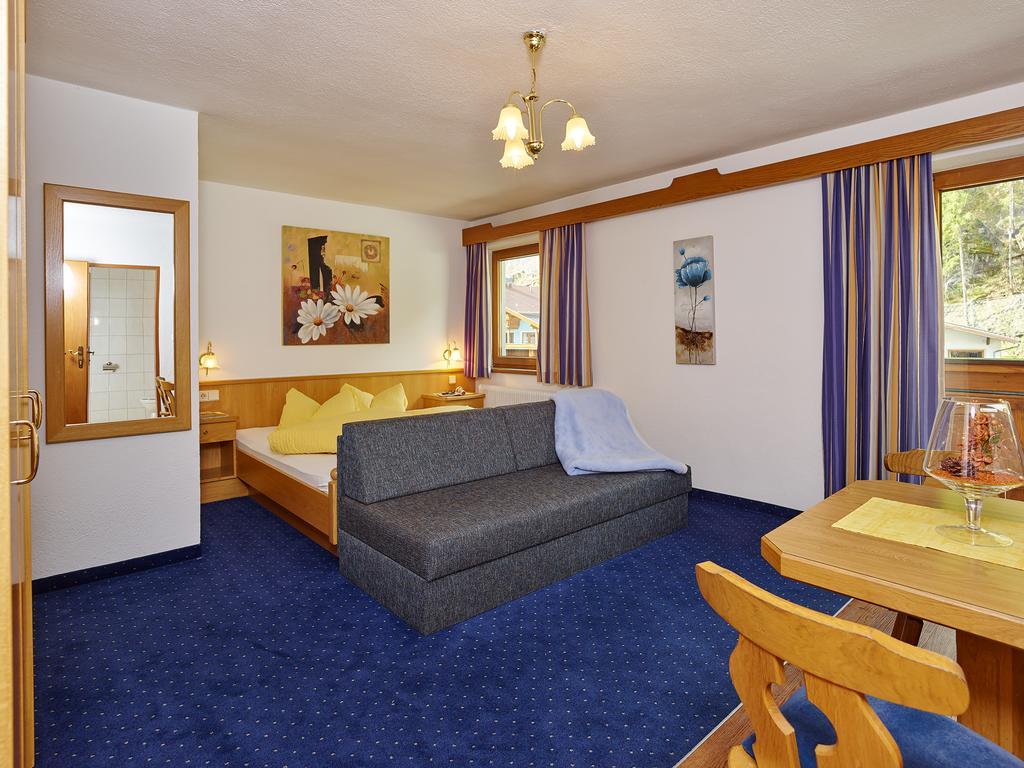 Haus Anton Soelden - Apartments & Zimmer Pokoj fotografie