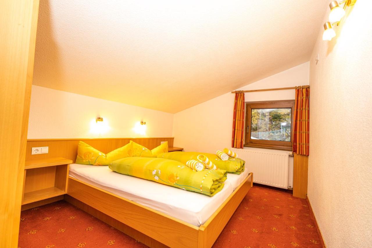 Haus Anton Soelden - Apartments & Zimmer Exteriér fotografie