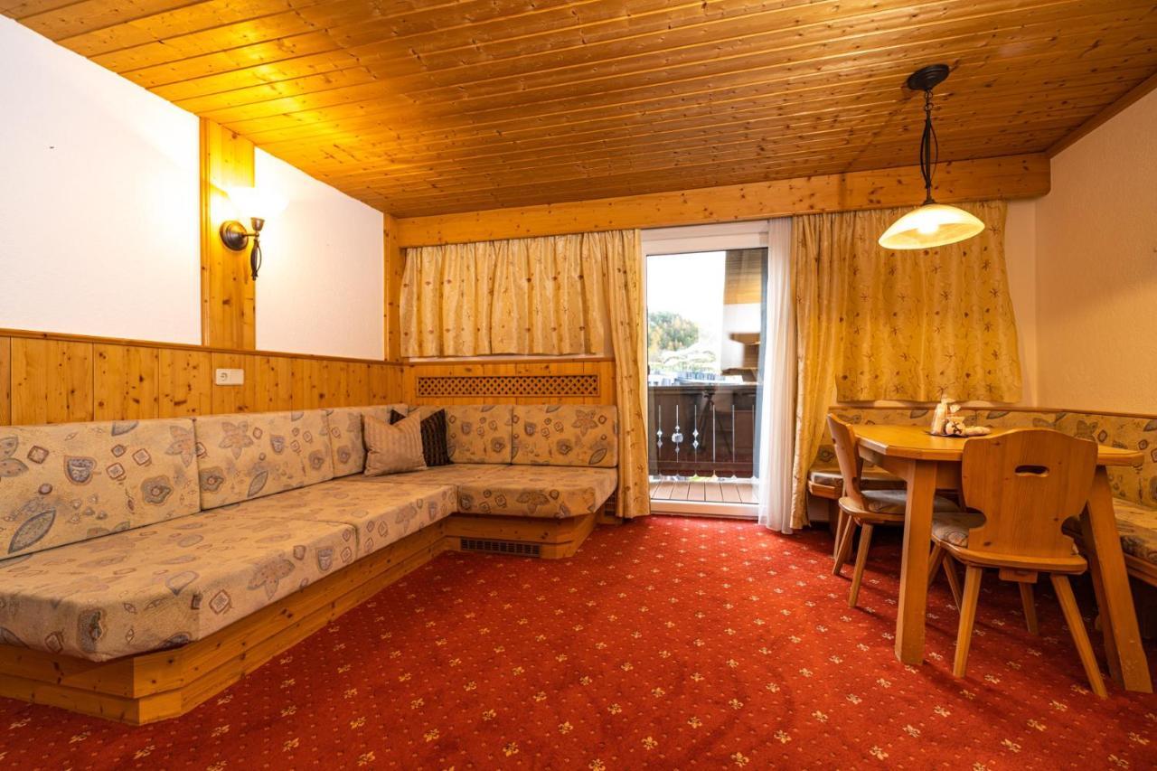 Haus Anton Soelden - Apartments & Zimmer Exteriér fotografie